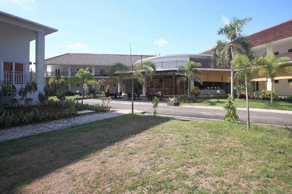 Hotel Narmada Convention Hall Mataram Esterno foto